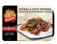 Курица в соусе терияки с овощами и «стеклянной» лапшой