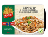 Перлотто с мясом цыпленка под грибным соусом